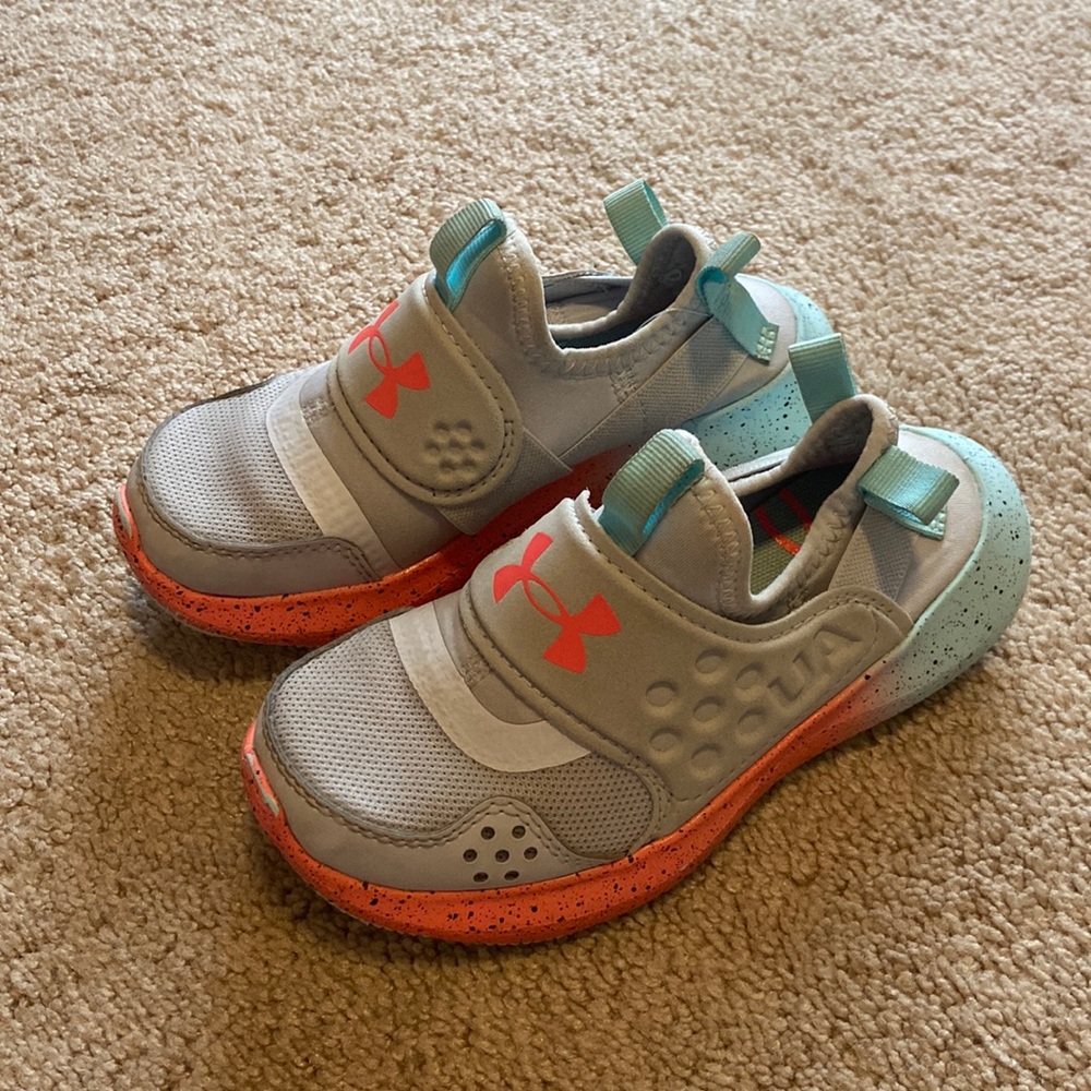 Toddler girls Under Armour shoes